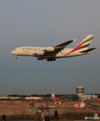 「空色」 エミレーツ航空A380 空港・Landing 風景