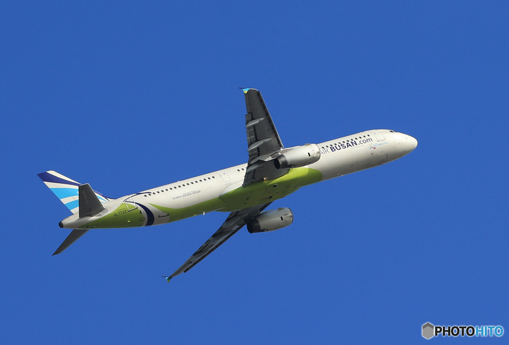 「青い日」 AIR JIN A321-231 HL7722 飛ぶ