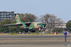 「スカイ」 Kawasaki  C-1   Landing
