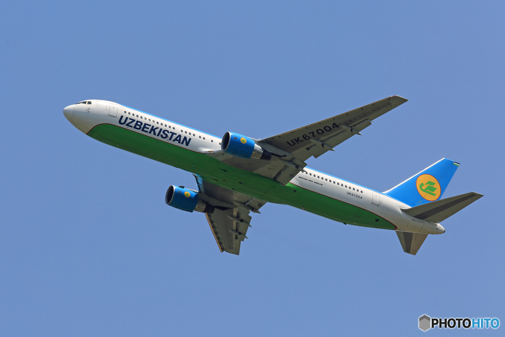 「青が好き」 UZBEKISTAN 767-33P UK67004 出発