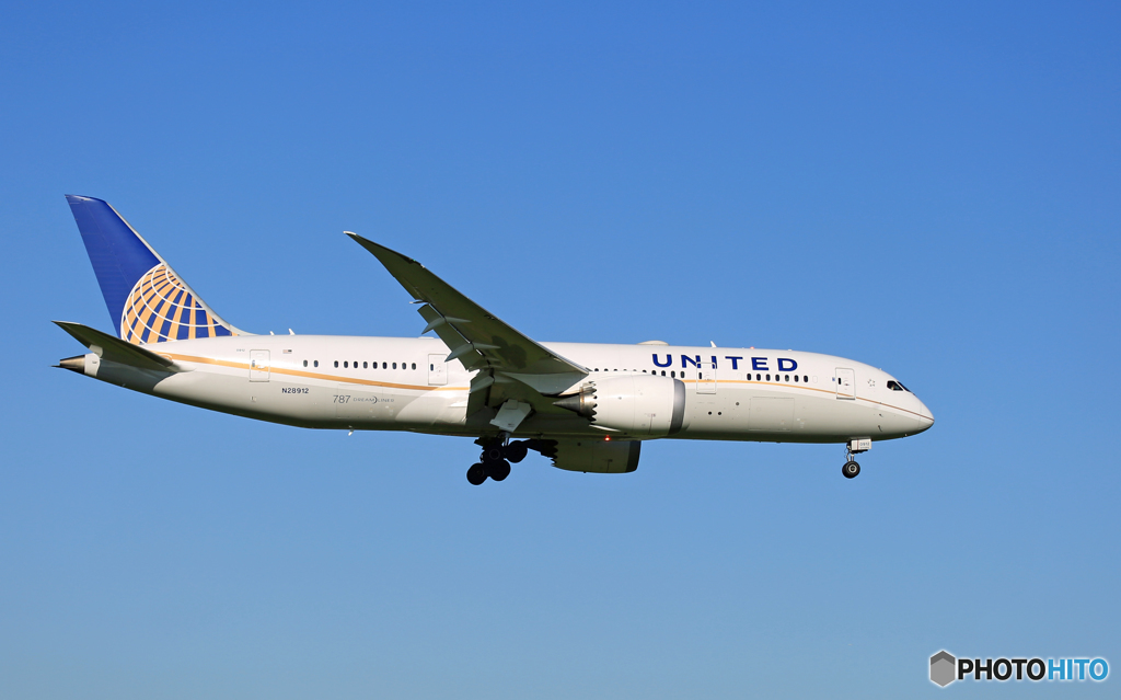 「はれ」 UNITED 787-9 N26912 到着です