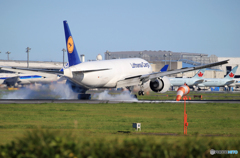 「ぶるー」Lufthansa 777-FB7 D-ALFB