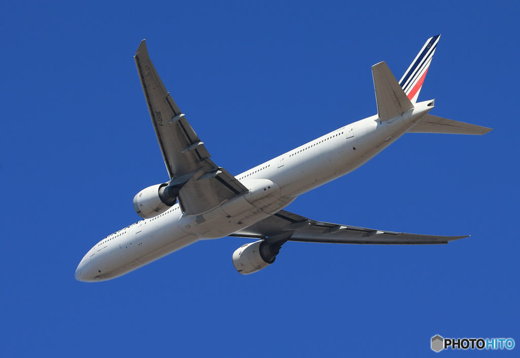 「すかい」 Air France 777-200 F-GSOE Takeoff 