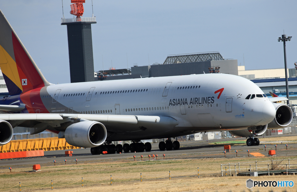 「良い天気」 ASIANA A380-841 HL7626離陸