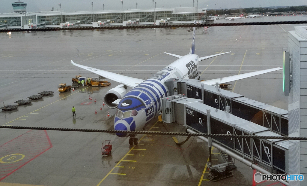 ☮休憩タイム（７３６）ミュンヘン空港のSTAR WARS