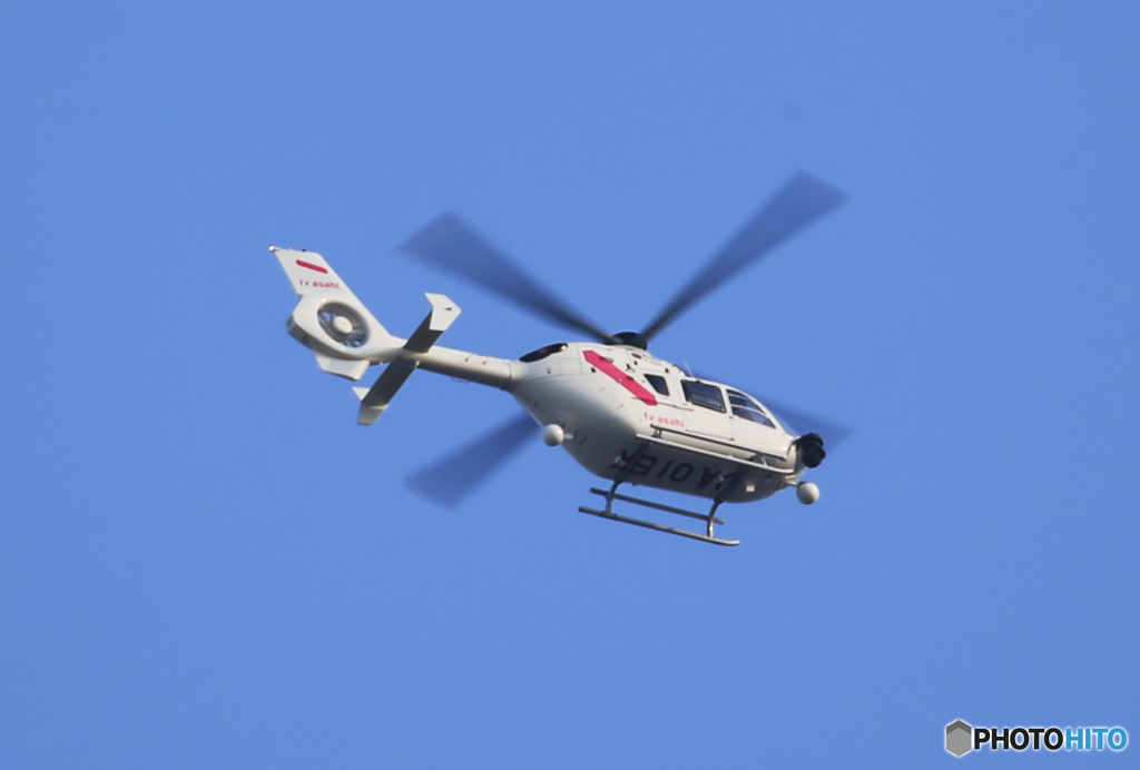 「晴れ」TV asahi 報道へり　取材中です