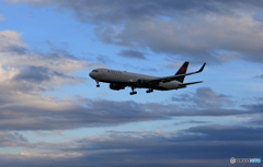  「晴れ」 DELTA A350-941 N16065 着陸