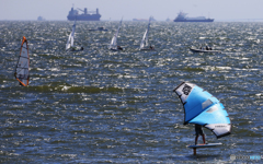 「青い海」気持ちいいよ　君も来てねぇ〜