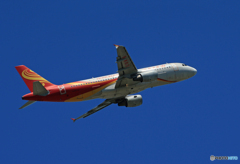 「青が大好き」香港航空 A320-214 B-LPI 出発