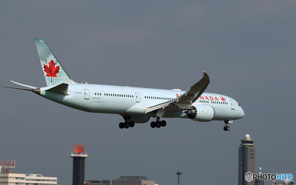 「青が好き」AIR CANADA 787-9 C-FNOI Landing