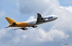 「青色」 Polar 747-8 N858GT Takeoff 