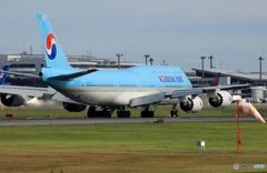 「青い空」が一番 KOREAN 747-8 出発です