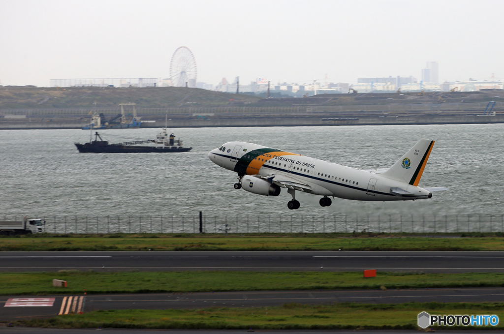 ブラジル空軍・政府専用機 A319-133 出発します