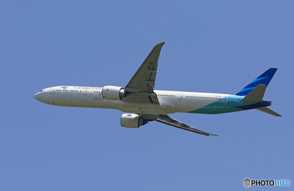 ☀「あおぞら」 Garuda 777-3U3 PK-GIG 出発です