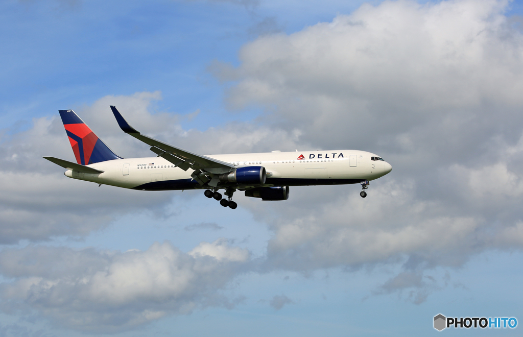 「すかい」 DELTA 767-332 N1610D 着陸