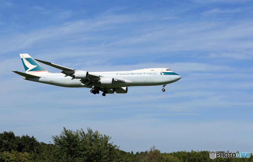 「良い天気」 Cathay 747-8 B-LJD 通過