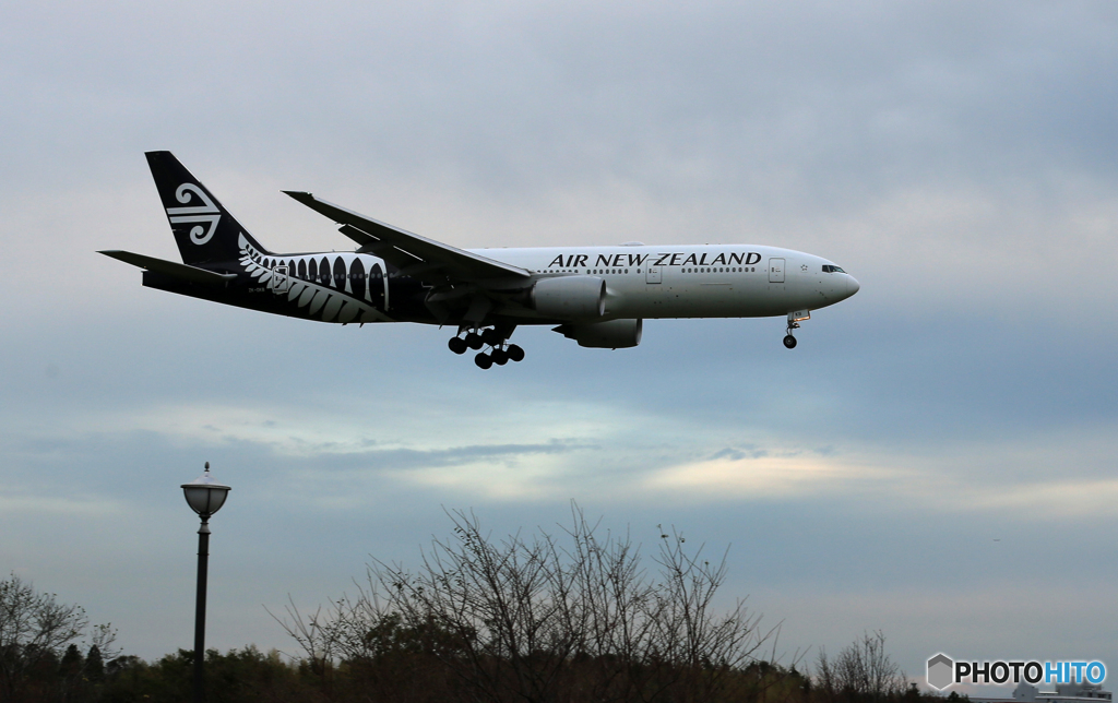 「蒼空」 NZ' 777-219 ZK-OKB 飛ぶ
