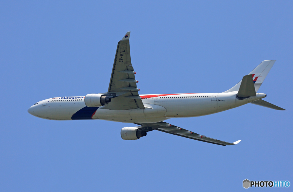 「スカイ」 Mlaysia A330-323 9M-MTL Takeoff