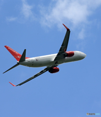 「あおいそら」 EASTERJET 737 HL8342 離陸