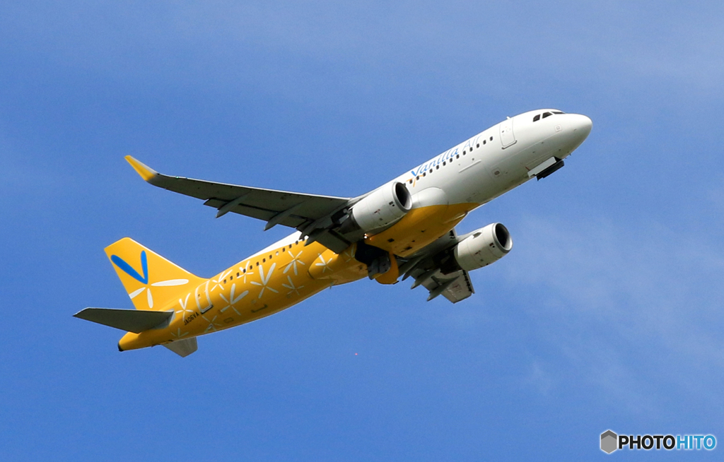 「あおぞら」 バニラ A320-214 JA06VA 出発です　