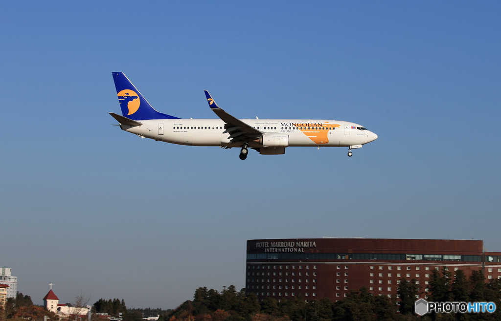 「あおぞら」Mongolian 737-800 JU-1088 着陸