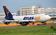 「SKY」 ATLAS 747-47UF N496MC 飛び立ちです
