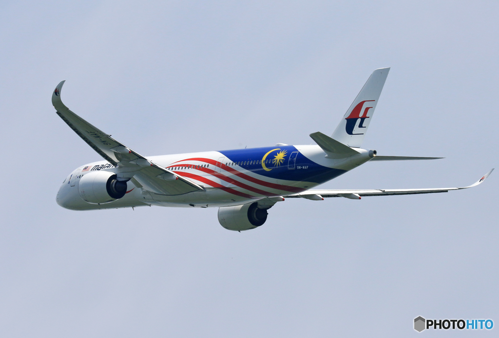 「そらー」 Malaysia A350-941 9M-MAF 飛び立ちです