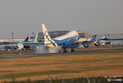 「良い天気」Air Bridge Cargo 747-400 VQ-VHE