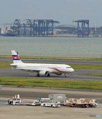 「令和」 KINGDOM   OF  CAMBODIA