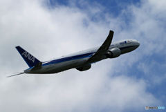 「cool」ANA 777-381 JA791A 離陸します