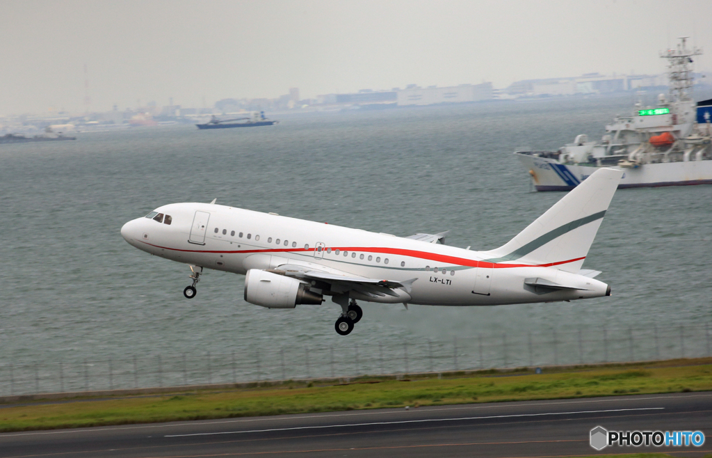 ☮ルクセンブルク・グローバル A318-112 LX-LTI☮