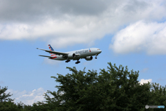 「曇り」? American 777-200 N758AN  Landing 