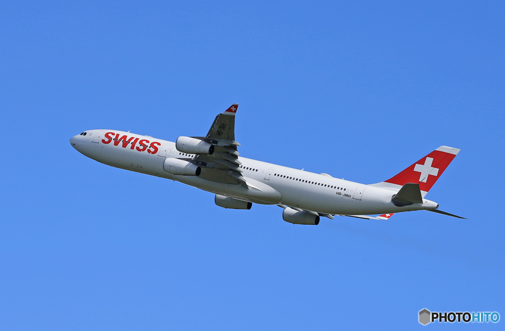 「群青色」 SWISS A340-313 HB-JMN Takeoff 