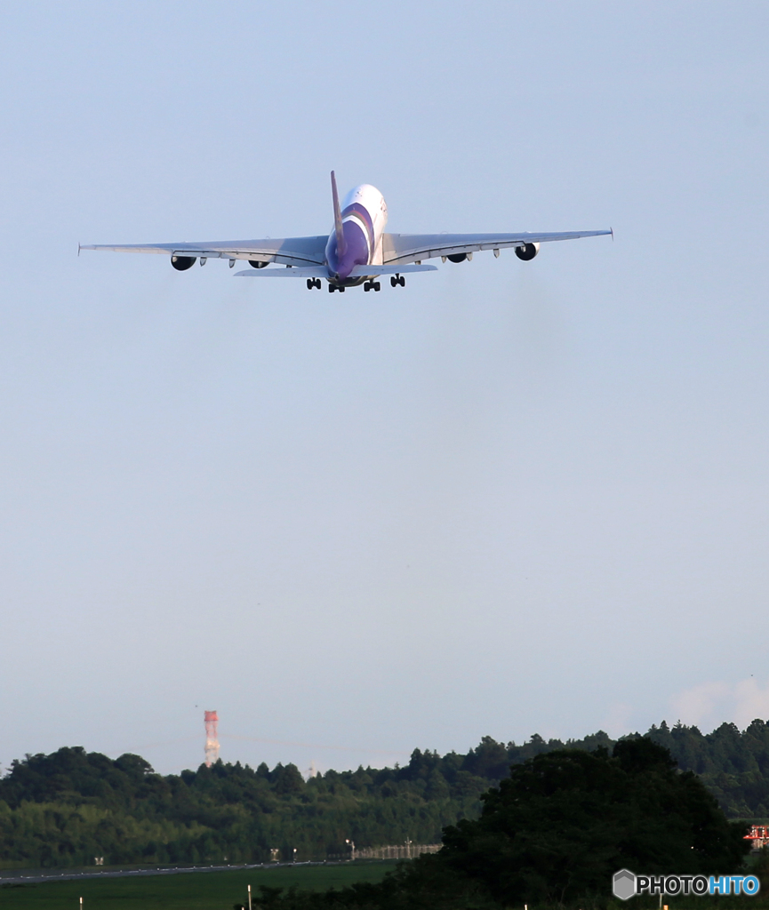 「ブルー」THAI A380-841 HS-TUC 飛び立ちです