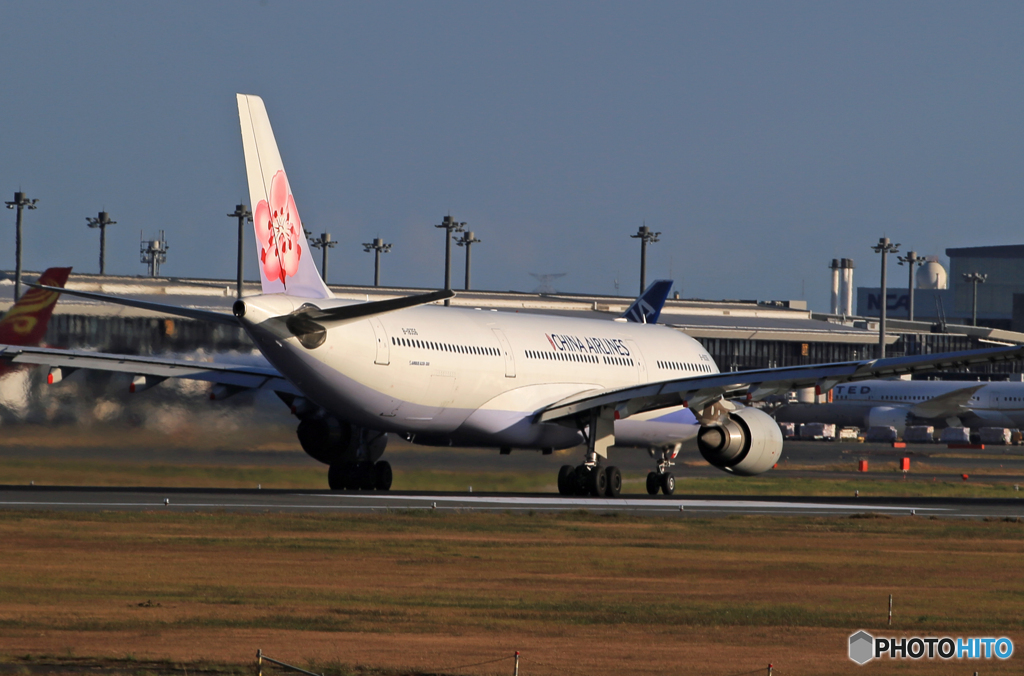 「真青の空」China A330-302 B-18356 Takeoff  