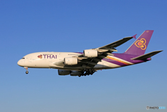 「青い空」が一番 Thai A380-841 HS-TUC着地前