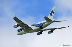 「青色が好き」 ✈Malaysia A380-841 9M-MND 飛び立ち