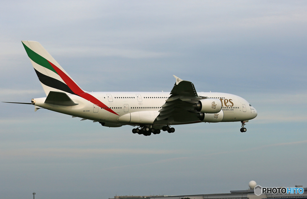「すかい」 Emirates A380-861 A6-EDE到着しました