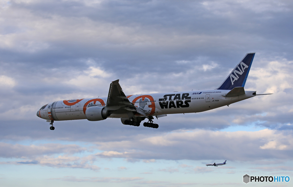 「蒼空」STAR WARS 777-381 JA789A  W Landing 