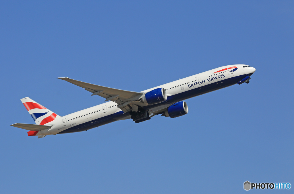 「SKY」 British 777-336 G-STBG 離陸です