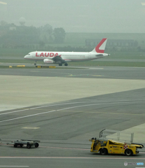 ☁霧の中やっと見つけた・ラウダ航空（１）☮