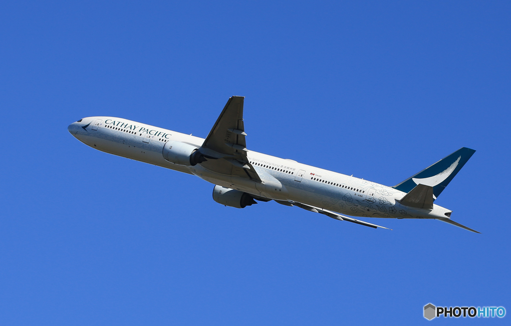 「令和」Cathay  777-367 B-HNK  出発です