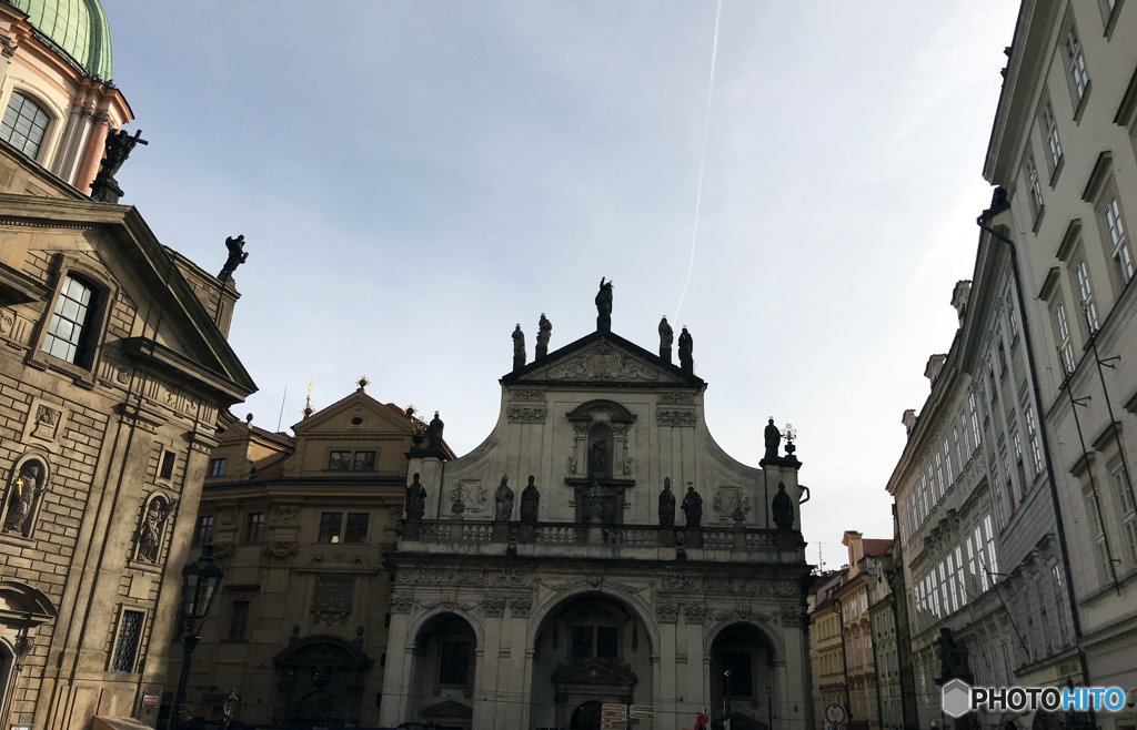 チェコ（４３６）プラハのメイン通りを歩く