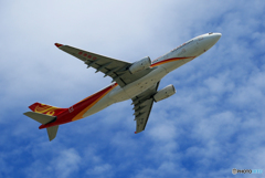 [青い空] 香港航空 A330 B-LNU Takeoff