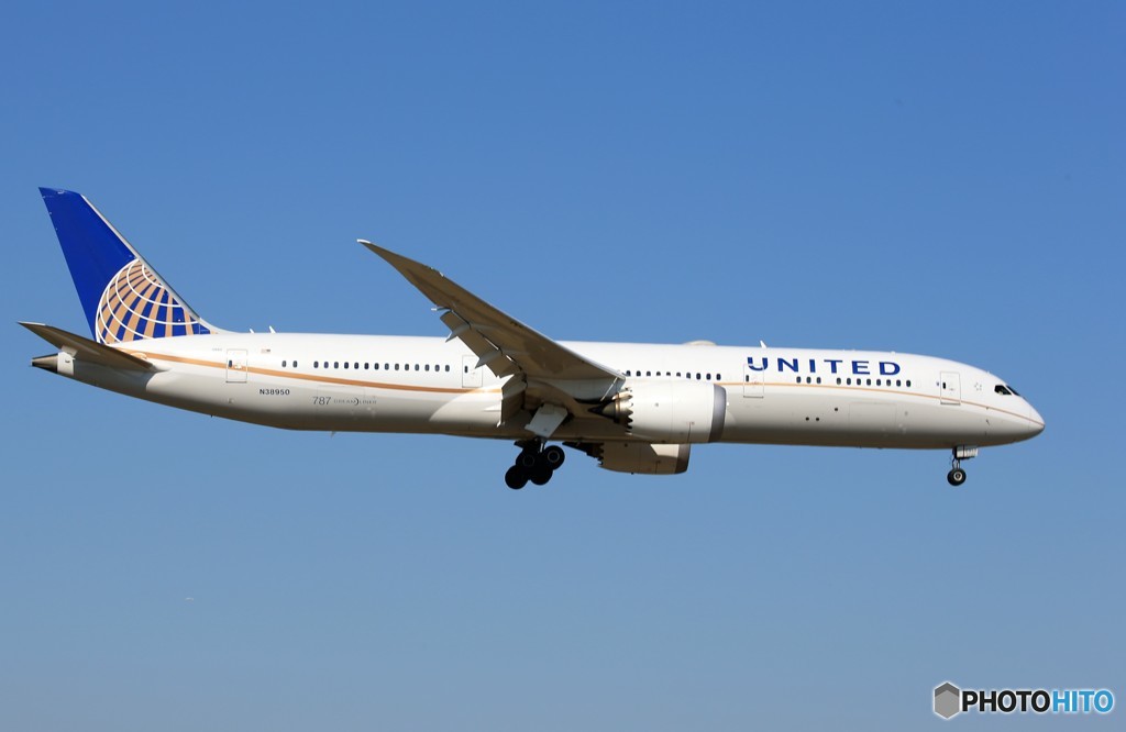 「良い天気」UNITED 787-9 N38950 着陸