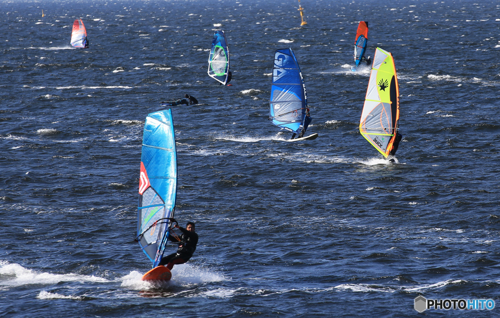 「スカイ」今日は気持ちが良い・ウインドサーフィン　