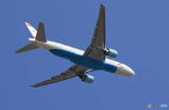 「良い天気」 Austrian 777-2Z9 OE-LPB 飛行