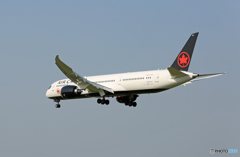 「すかい」 AIR CANADA 787-9 C-FVLX 着陸します