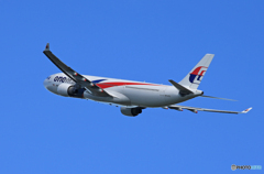 「空色」 Malaysia oneworld A330-323 飛び立ち