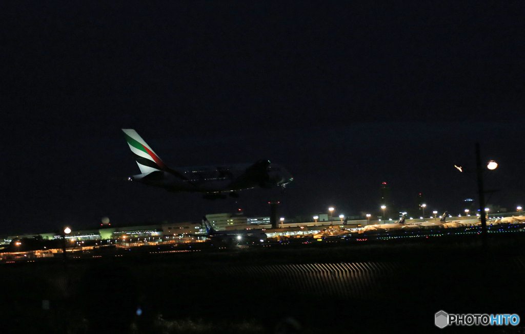 これ、なんだ見えない、エミレーツのワールドカップJapan？